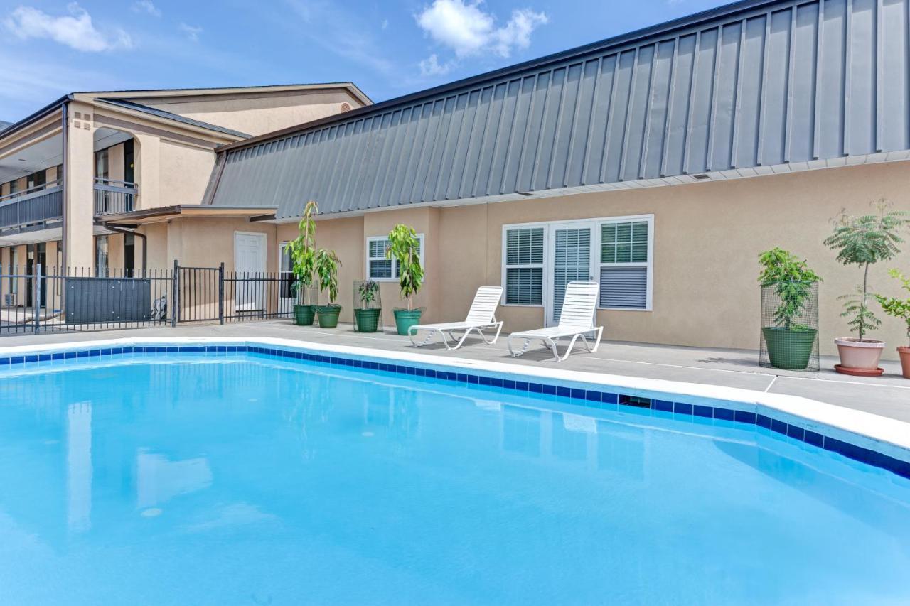 Super Inn & Suites キャロルトン エクステリア 写真